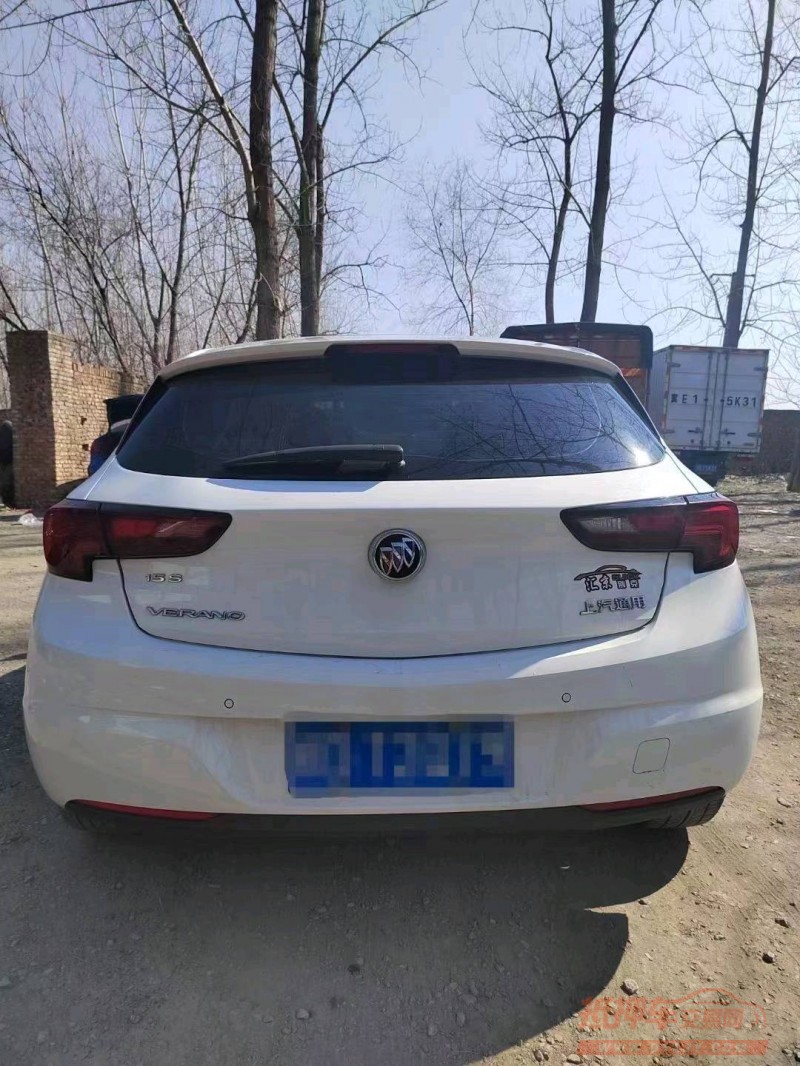 济南18年别克威朗8