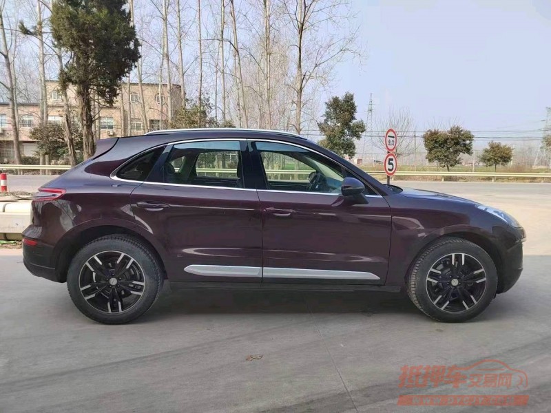 济南19年众泰SR92