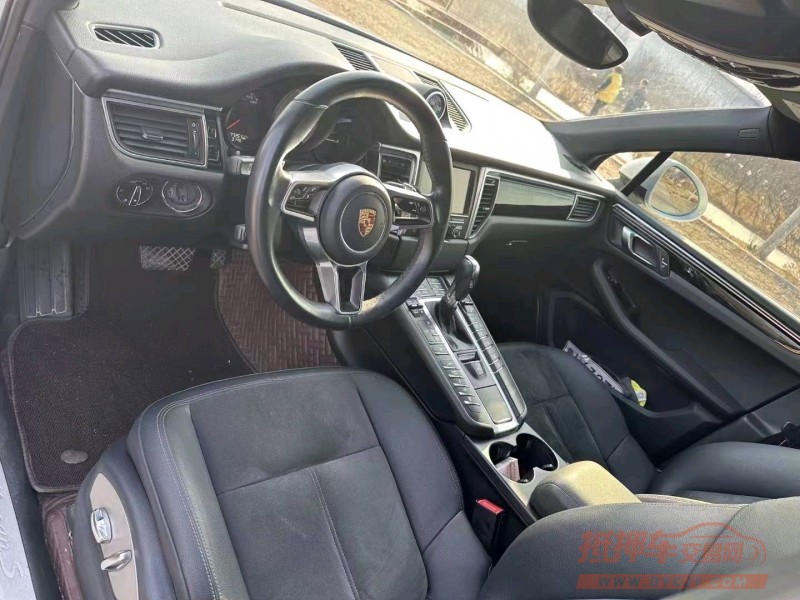 济南14年保时捷Macan5