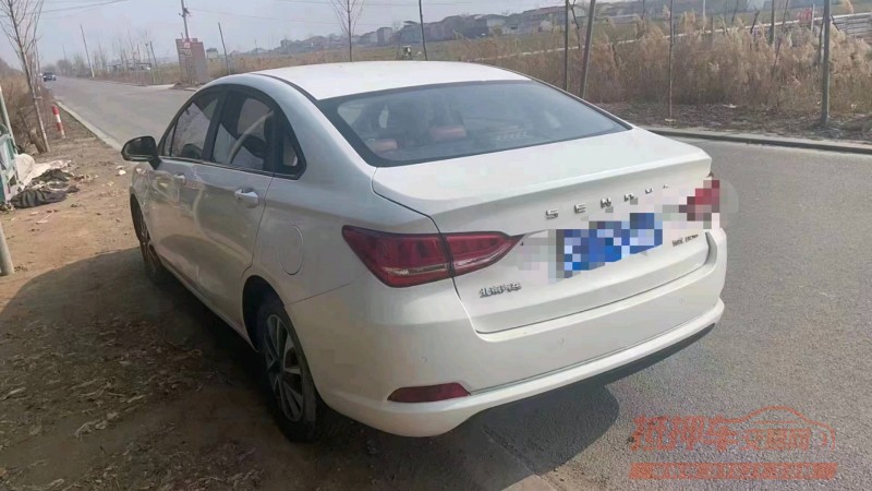 济南18年北汽绅宝D501