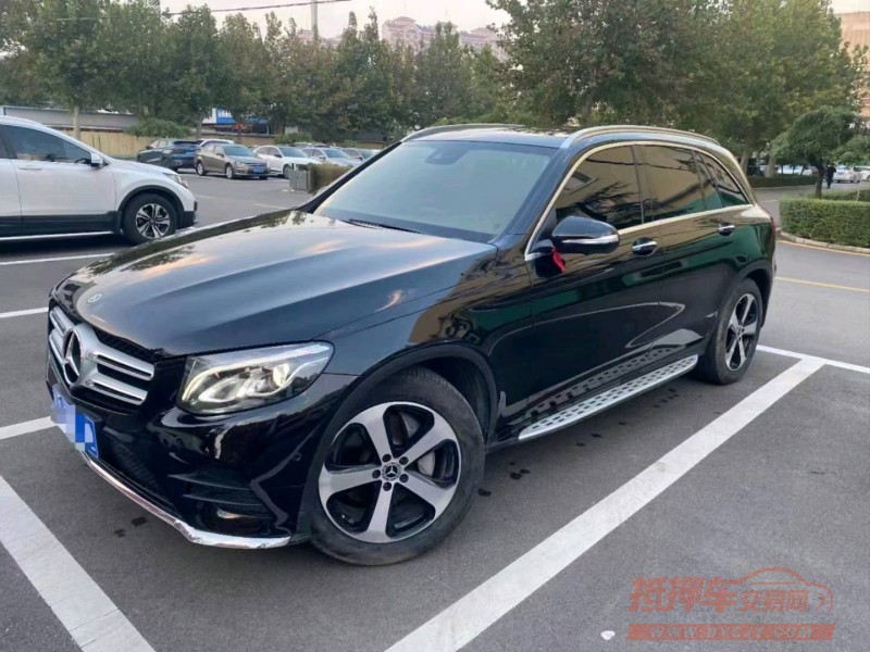 青岛19年奔驰GLC4
