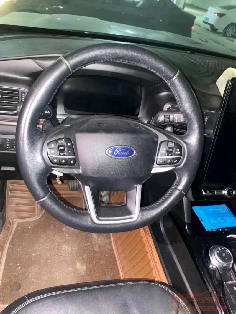 淮南21年福特探险者4