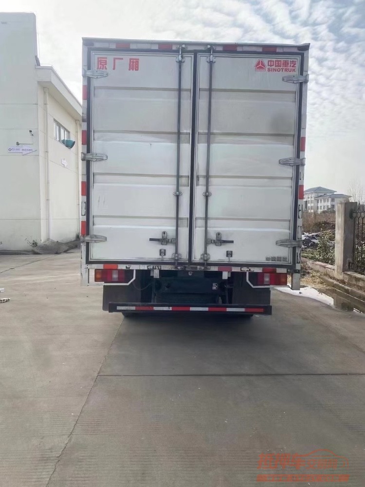 淮南22年卡車系列重汽豪沃6