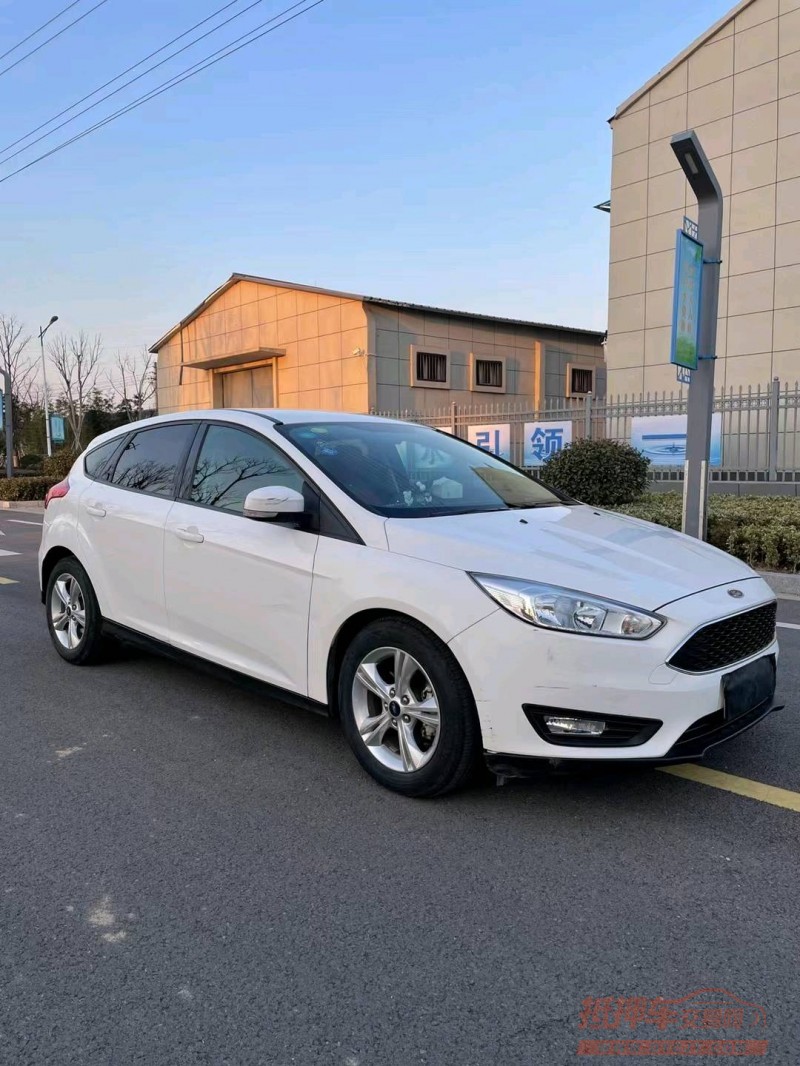 徐州17年福特福克斯2