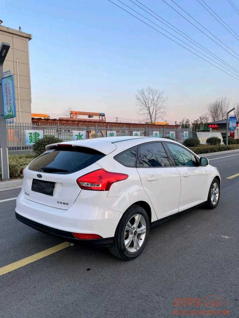 徐州17年福特福克斯4