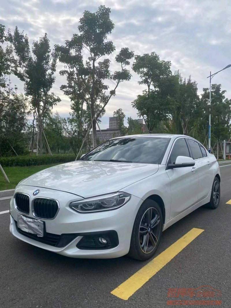 徐州19年宝马1系2