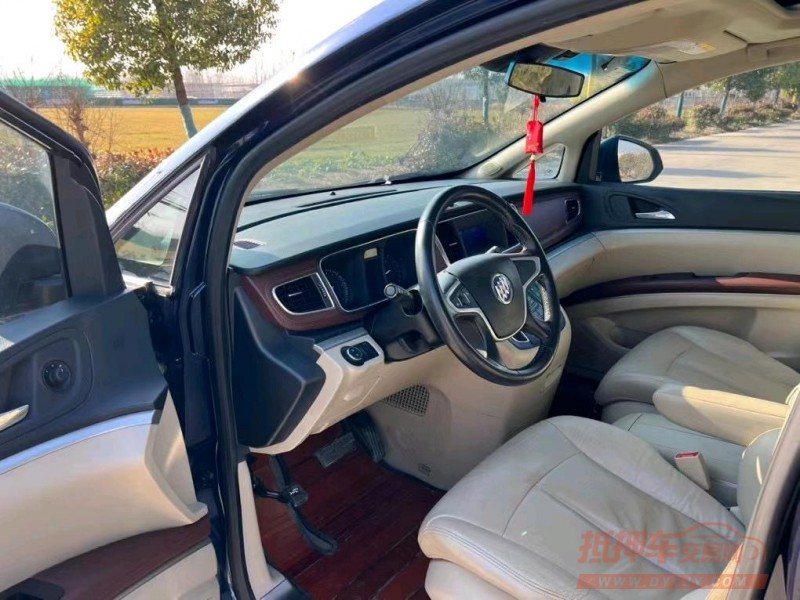 盐城16年别克GL88