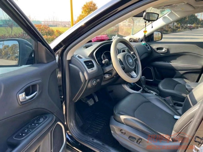 盐城20年Jeep指南者4