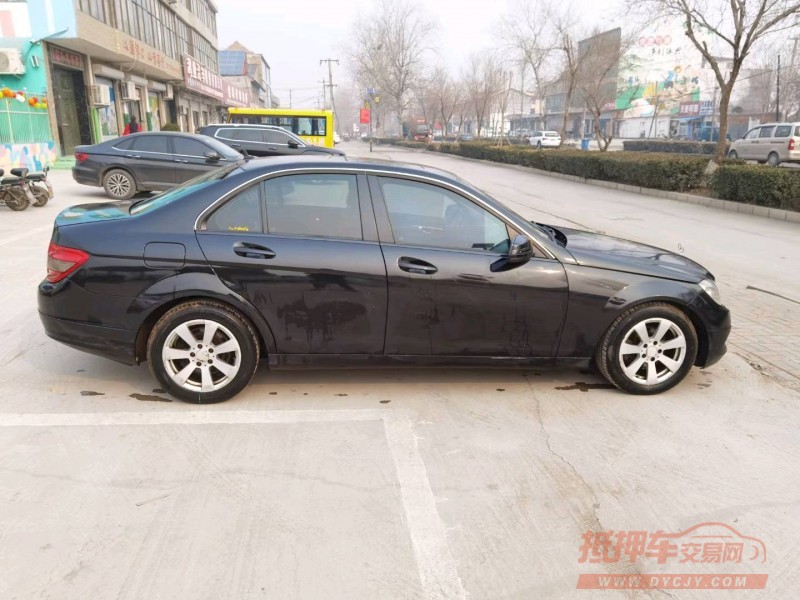 石家庄10年奔驰C8