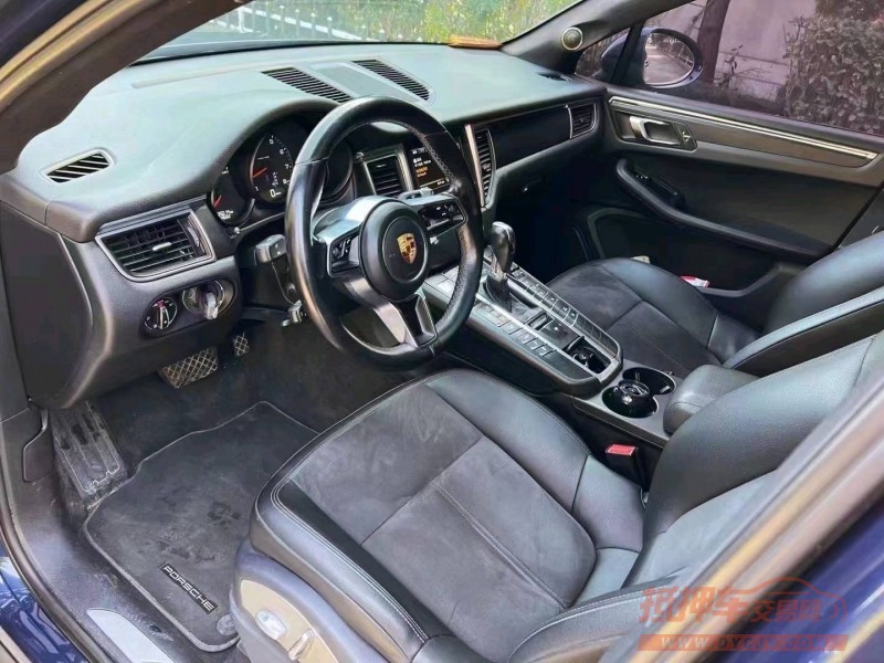 枣庄15年保时捷Macan7