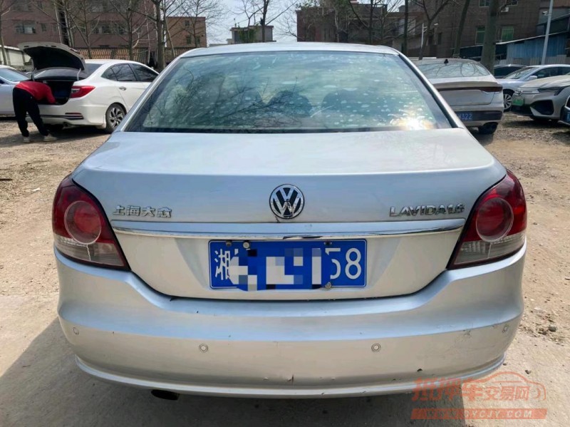 广州11年大众朗逸9