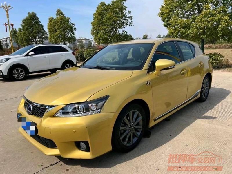 盐城12年雷克萨斯CT8