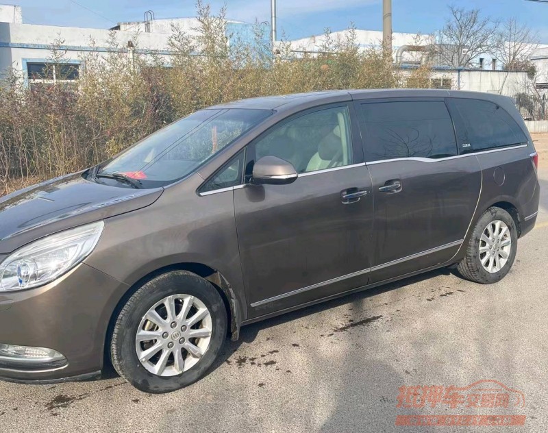 青岛16年别克GL83