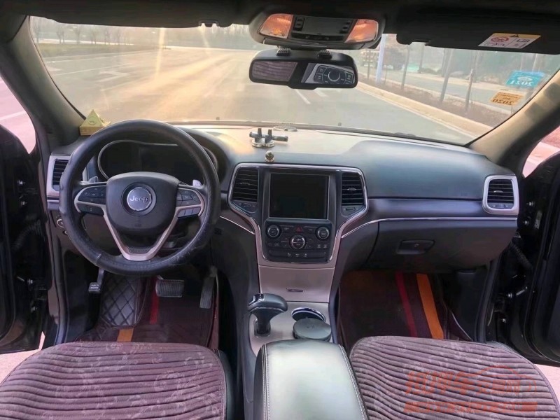 枣庄14年Jeep大切诺基4