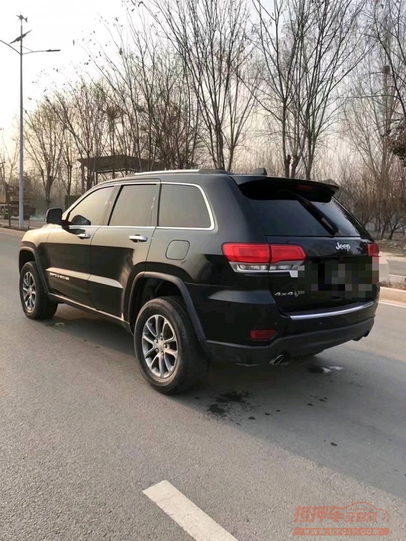 枣庄14年Jeep大切诺基8