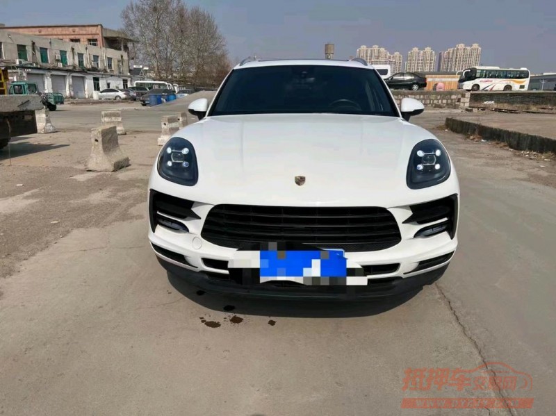 枣庄20年保时捷Macan1