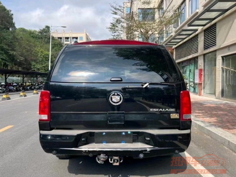 珠海09年凯迪拉克凯雷德7