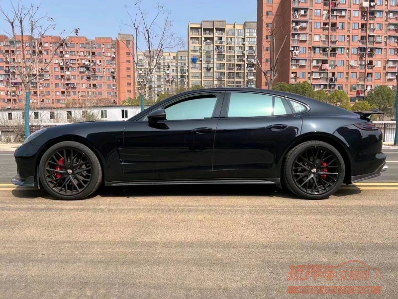 宜昌17年保时捷帕拉梅拉3