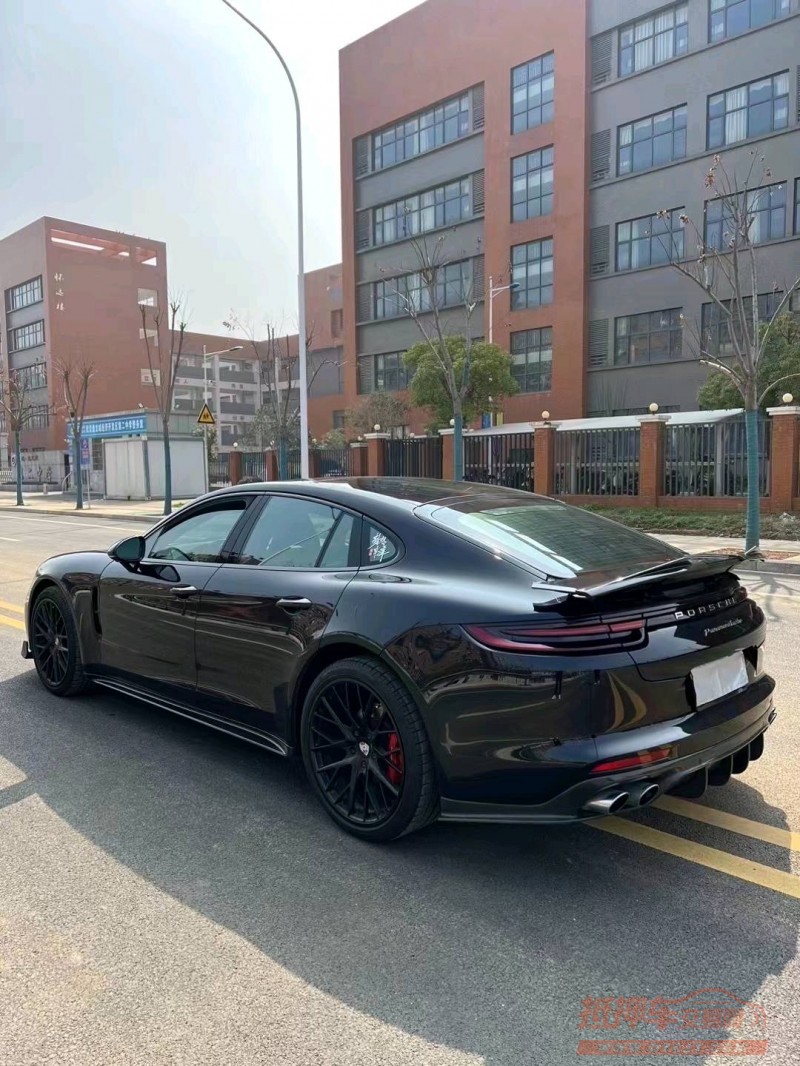 宜昌17年保时捷帕拉梅拉5