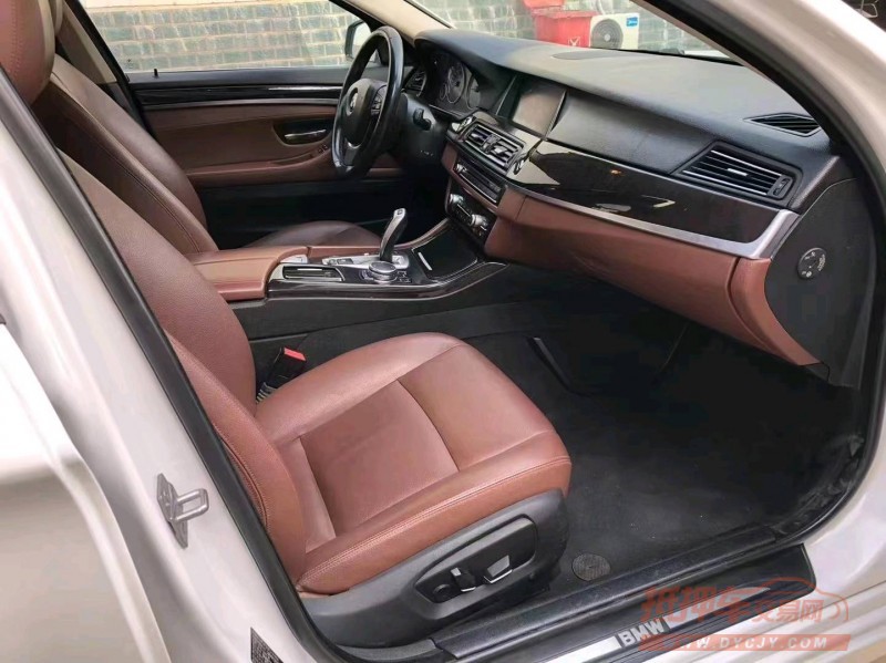 北京16年宝马5系4