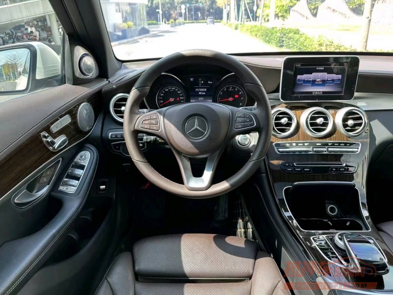 广州18年奔驰GLC3