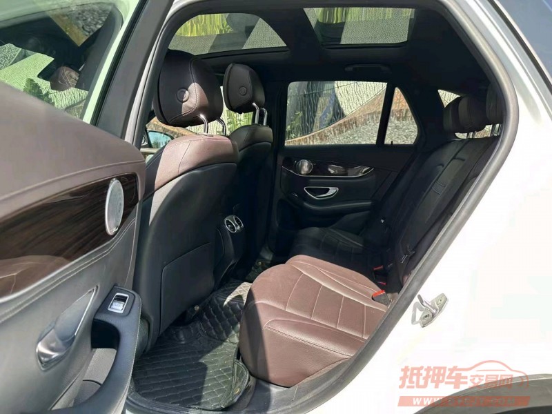 广州18年奔驰GLC1