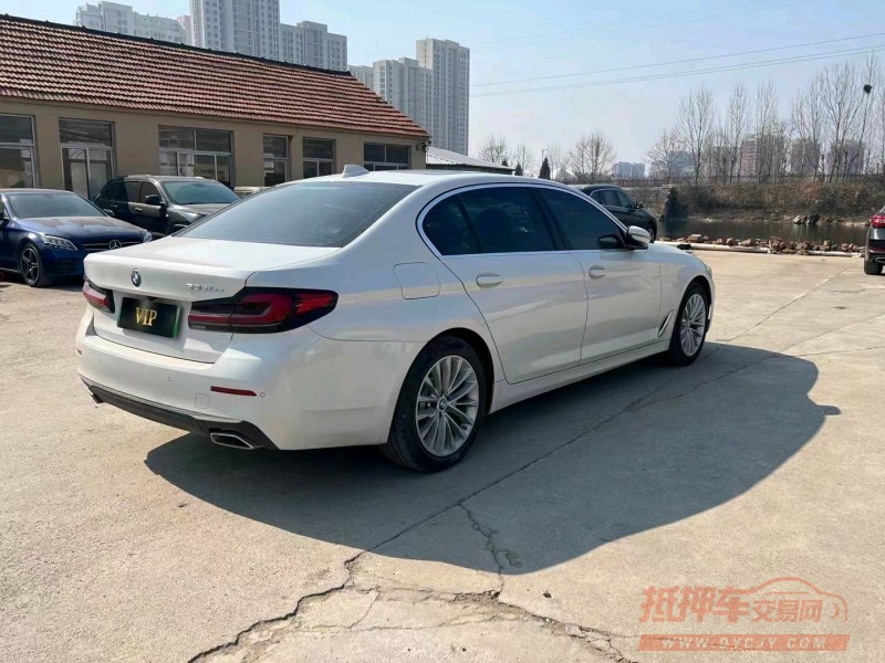 东营21年宝马5系9