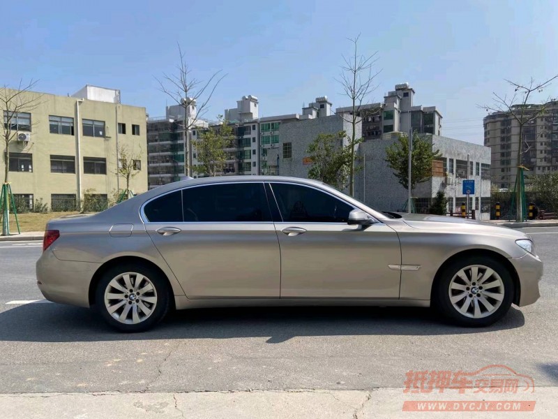 广州14年宝马7系4