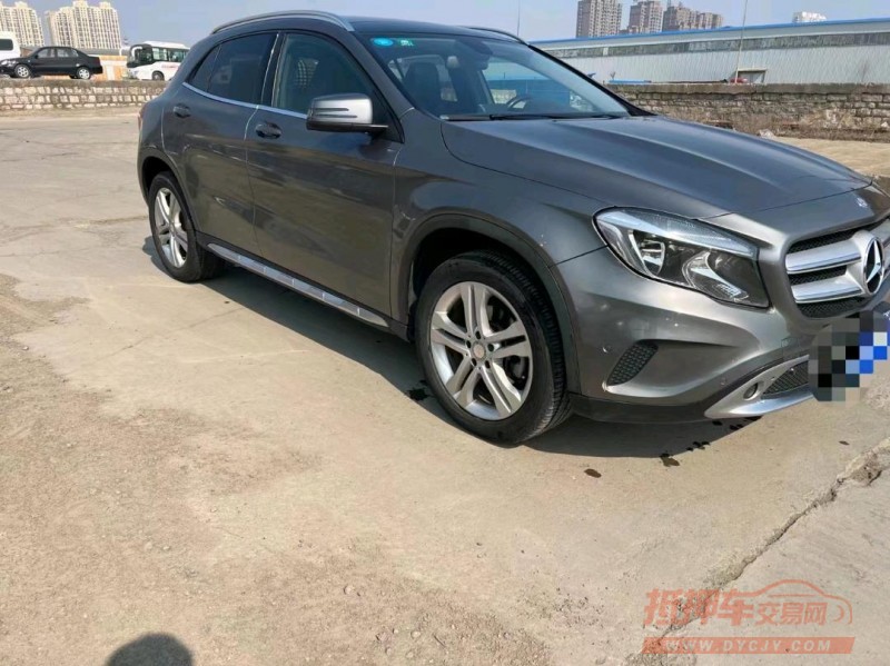 枣庄15年奔驰GLA3