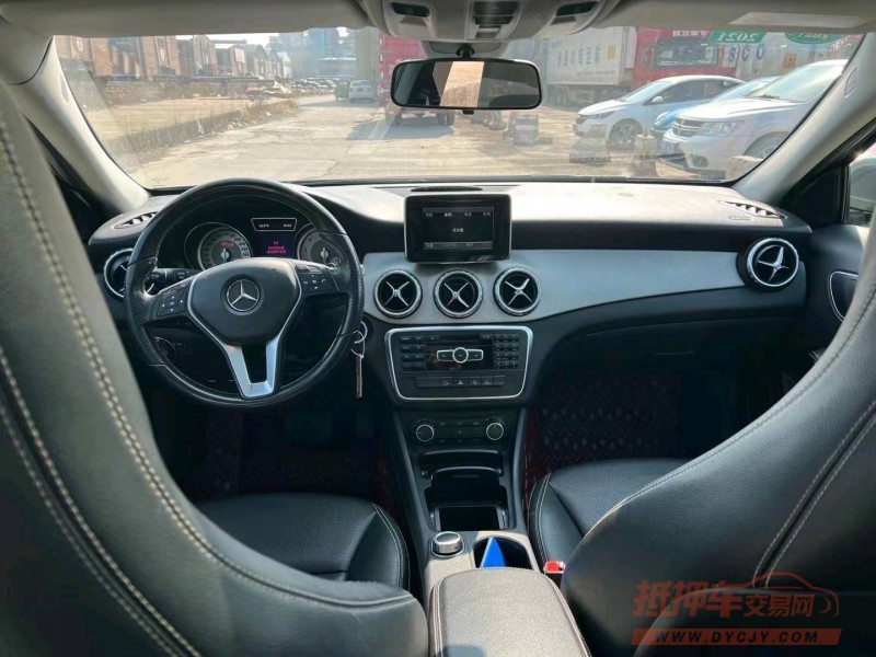 枣庄15年奔驰GLA9