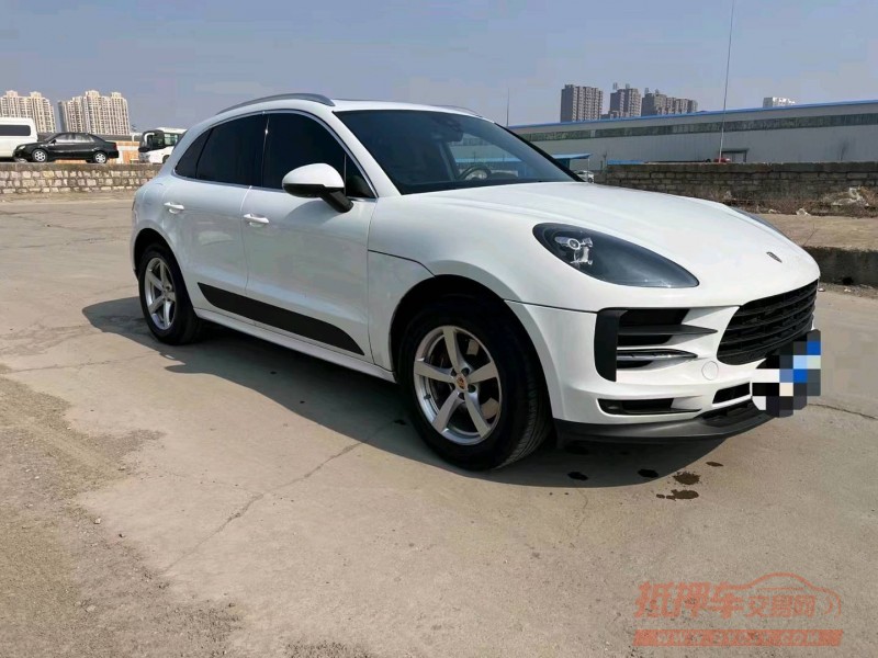 东营20年保时捷Macan7