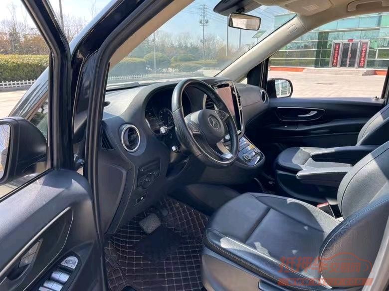 盐城17年奔驰威霆4