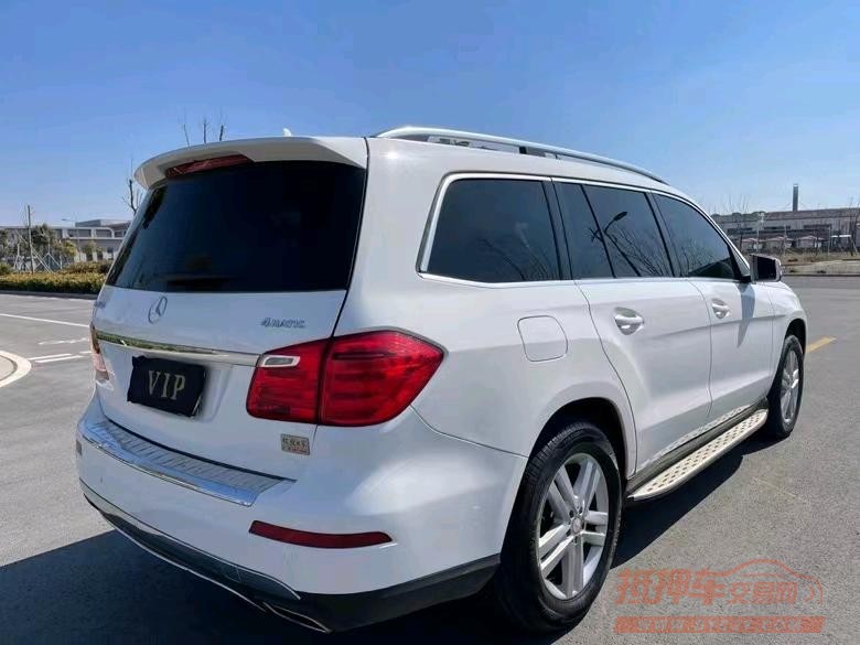 盐城16年奔驰GL8