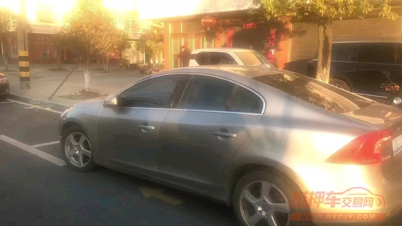 淮南11年沃尔沃S60L5