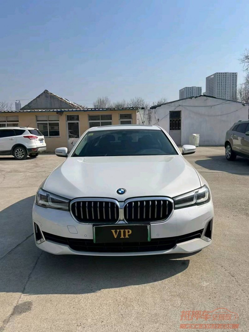 潍坊21年宝马5系8