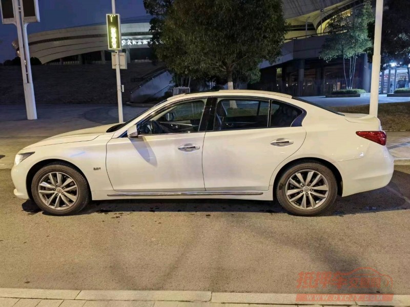 武漢17年英菲尼迪QX506