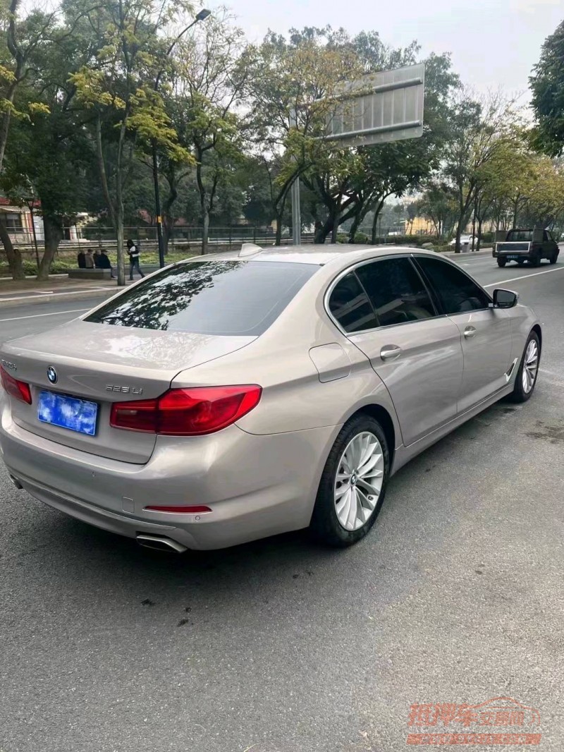 泉州19年寶馬5系4