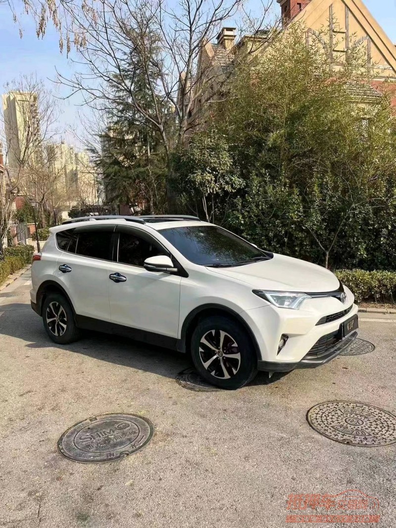 枣庄19年丰田RAV4荣放2