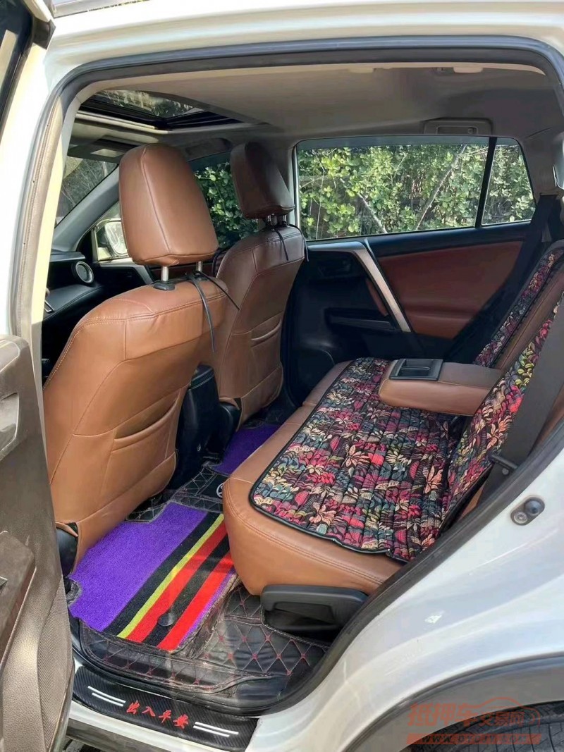 枣庄19年丰田RAV4荣放8