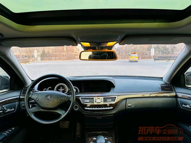沈阳13年奔驰S8