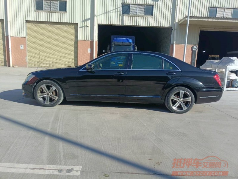 东莞10年奔驰S8