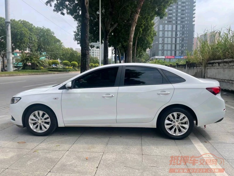 东莞22年别克英朗3