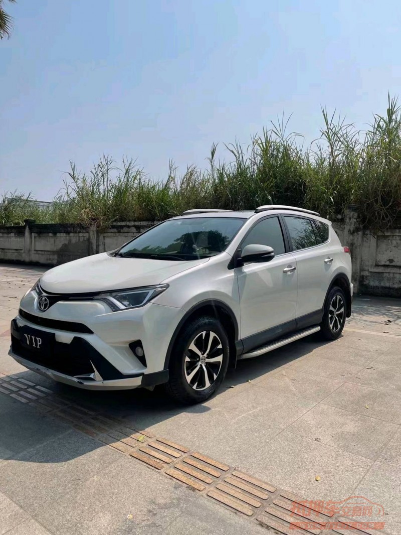 东莞16年丰田RAV42