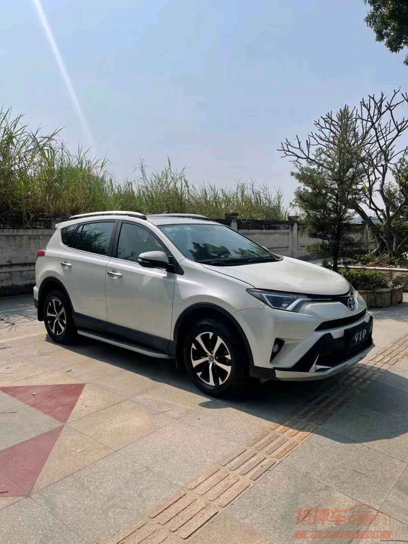 东莞16年丰田RAV43