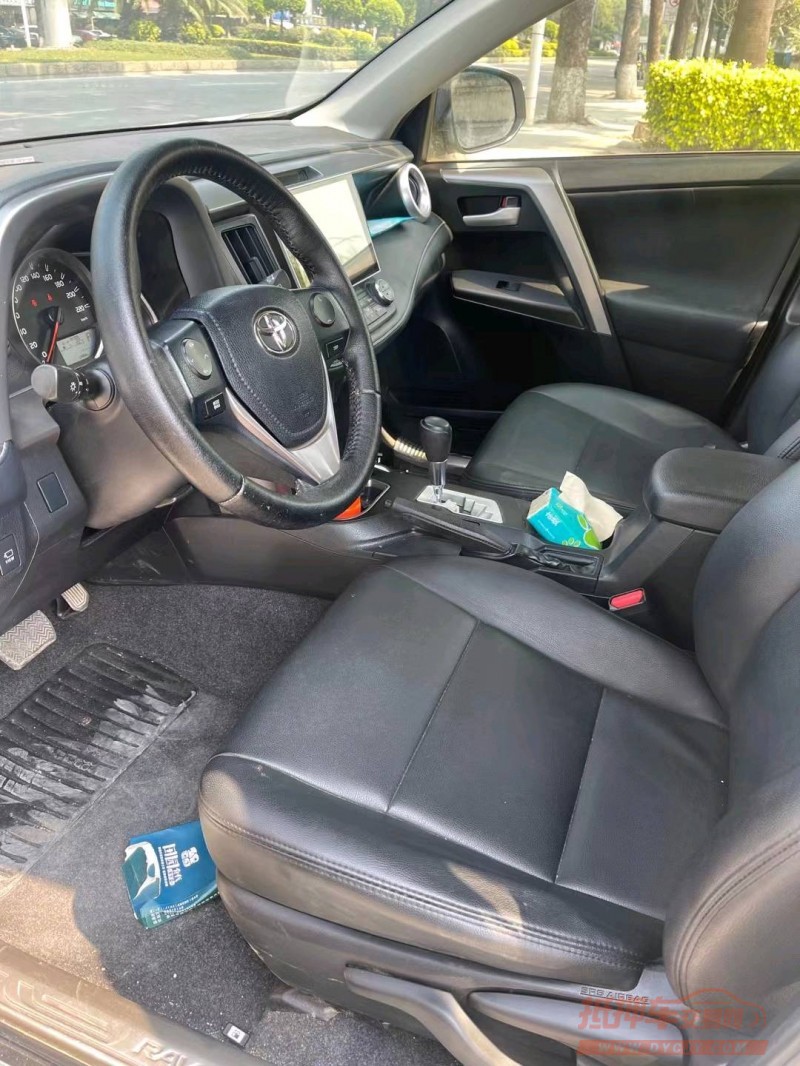 东莞16年丰田RAV46