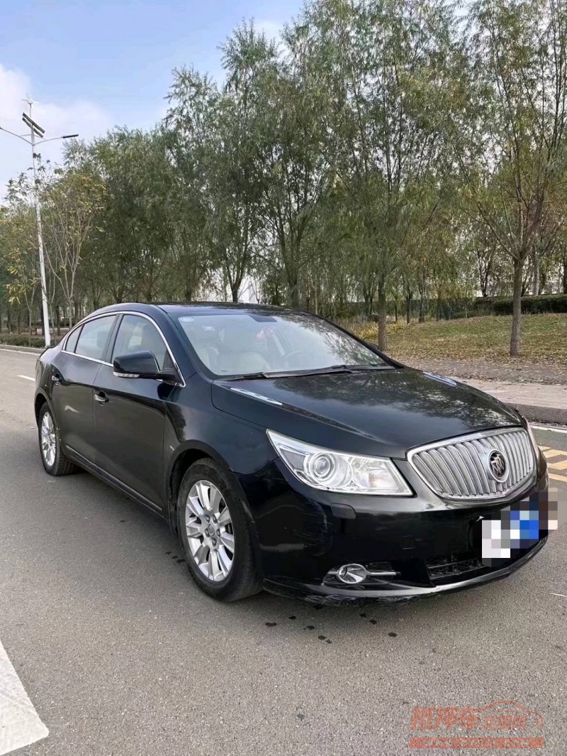 枣庄12年别克君越8