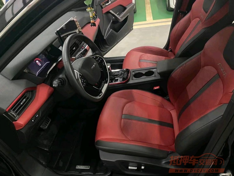成都22年东风奕炫5