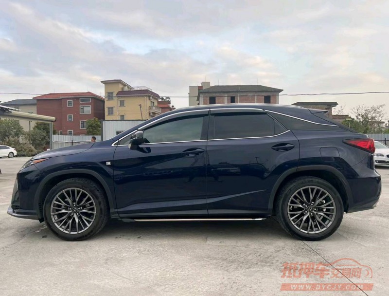 广州19年雷克萨斯RX7