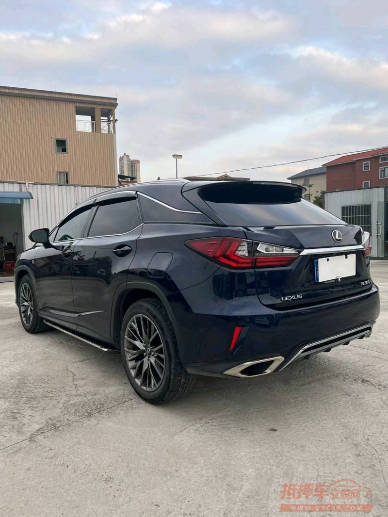 广州19年雷克萨斯RX8
