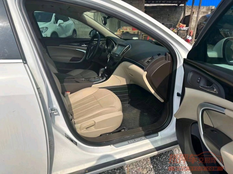 衡阳15年别克君威5